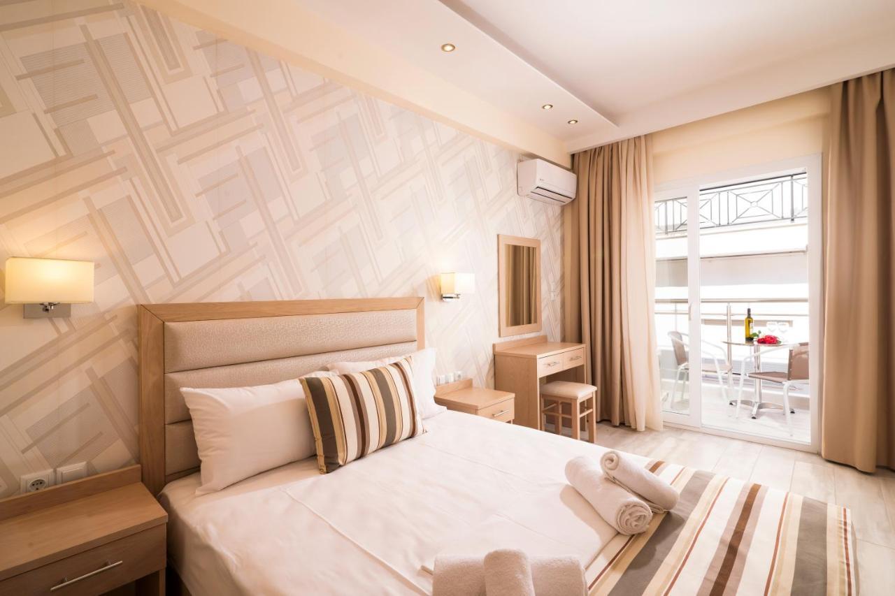 الشقق الفندقية يميناريافي  Star Bay Luxury المظهر الخارجي الصورة
