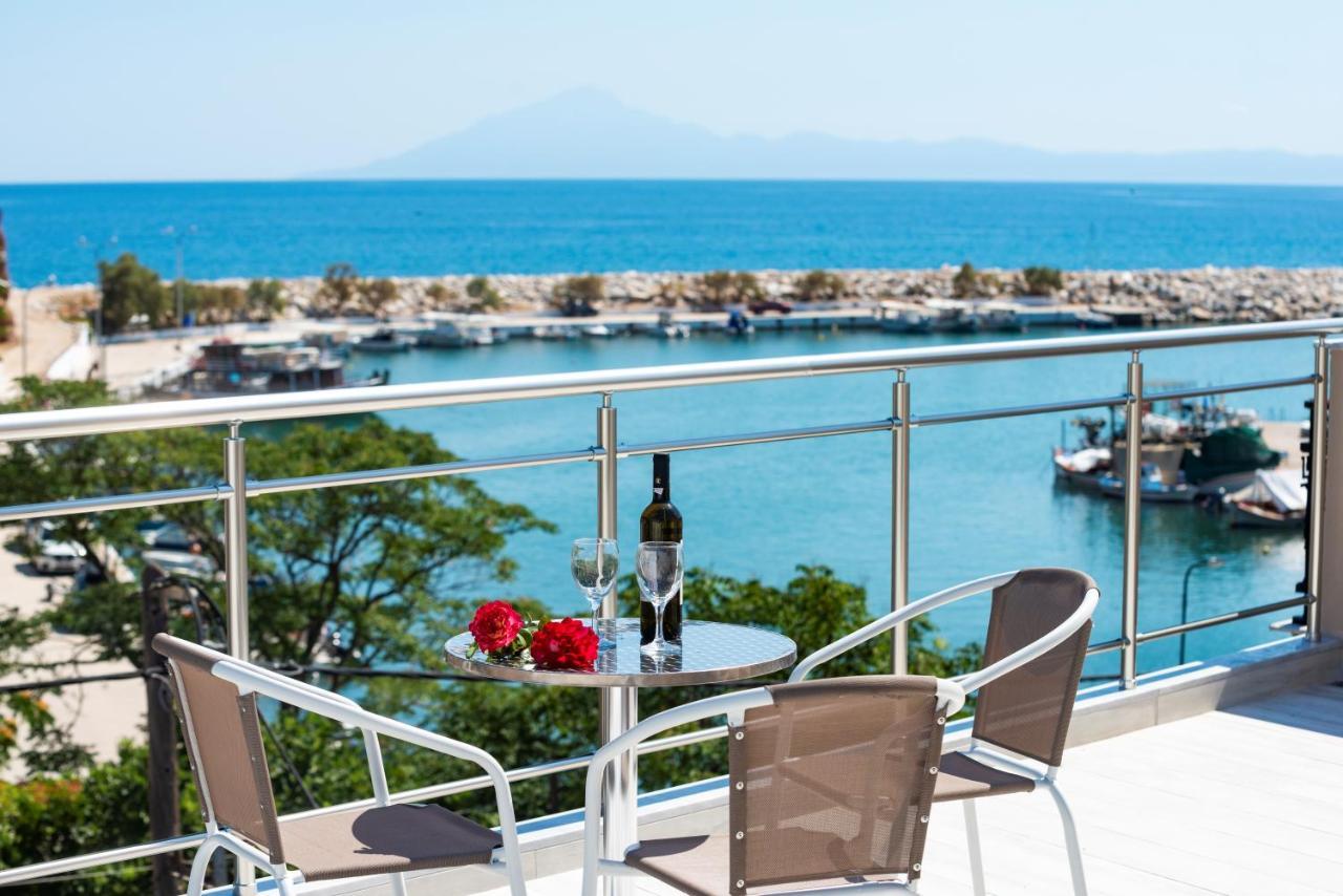 الشقق الفندقية يميناريافي  Star Bay Luxury المظهر الخارجي الصورة