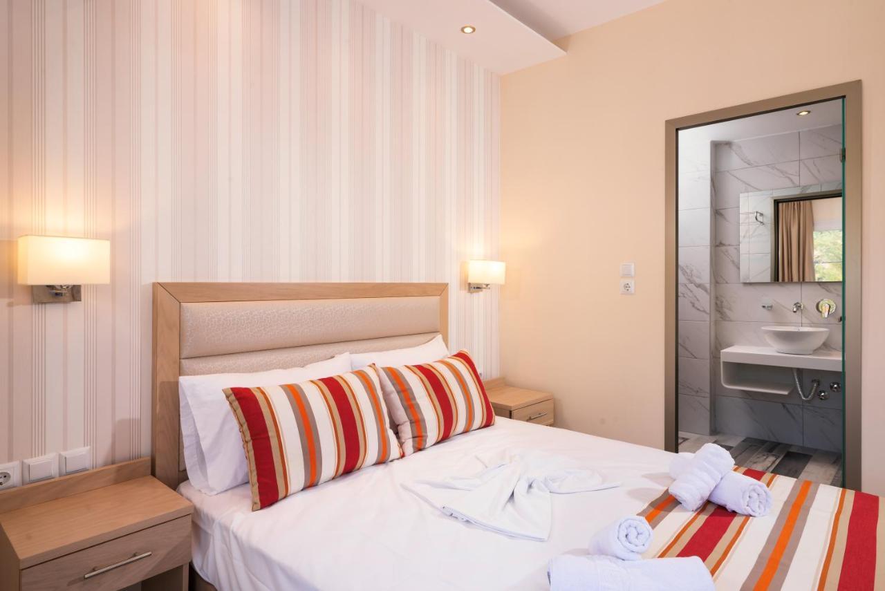 الشقق الفندقية يميناريافي  Star Bay Luxury المظهر الخارجي الصورة