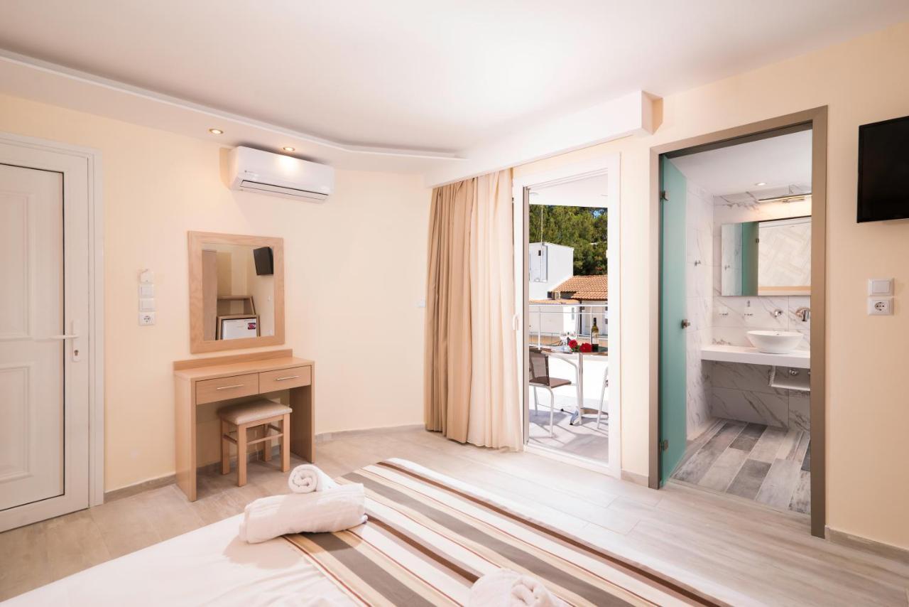 الشقق الفندقية يميناريافي  Star Bay Luxury المظهر الخارجي الصورة